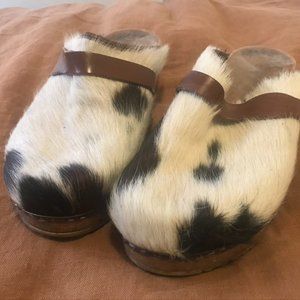Cowhide Mule Clogs